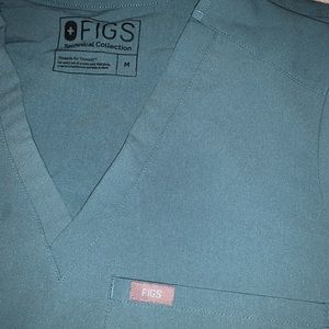 FIGS- SCRUB TOP
